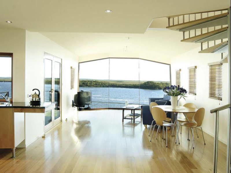 Wheelhouse Apartments Стран Экстерьер фото
